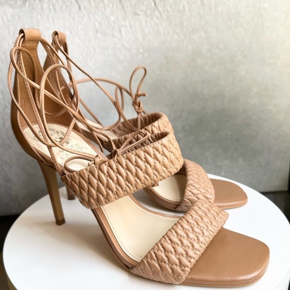 🌸VINCE CAMUTO🌸 Antilique  Strappy Sandals Size: 10M - Picture 6 of 14